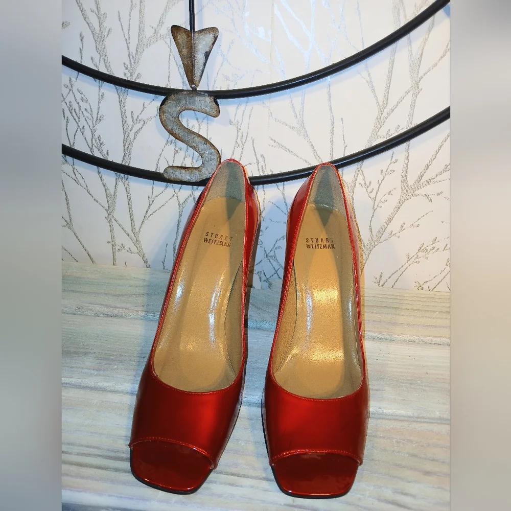 Vintage Y2K Stuart Weitzman Red Patent Leather High Heels.